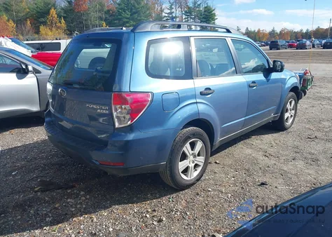 2010 Subaru Forester 2.5X z USA, uszkodzony, nr VIN JF2SH6BC8AH916604
